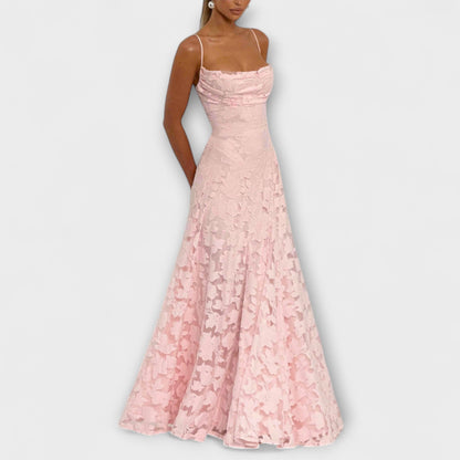 Kairi - Stylish Maxi Dress in Floral Lace with Spaghetti Straps