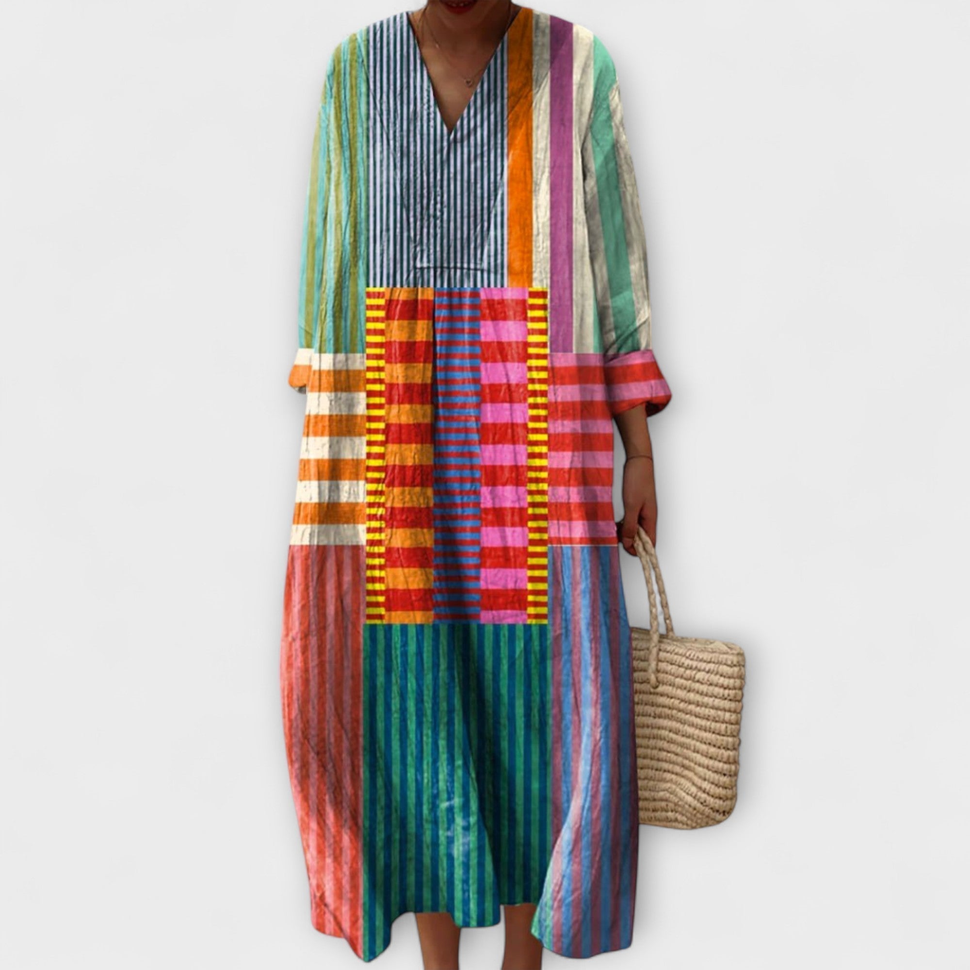 Lia - Elegant Dress with Geometric Design