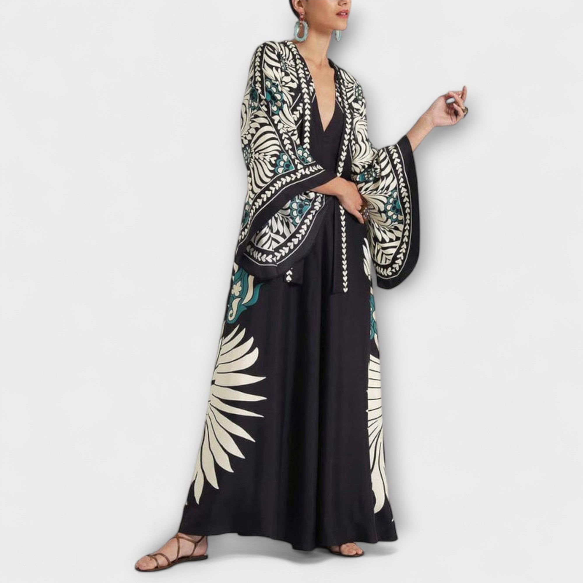 Giselle - Stylish Floral Pattern Flowing Maxi Dress